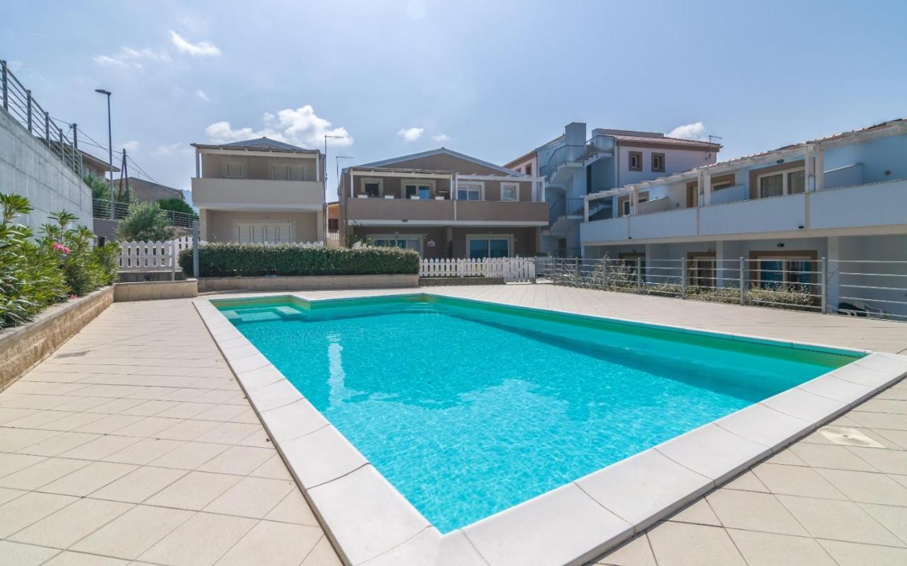 Villetta Federico Climatizzata Con Giardino Privato Viddalba Εξωτερικό φωτογραφία